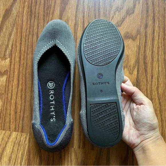 Women's Rothy's The Flat Shoes. Size 8 - Picture 8 of 9
